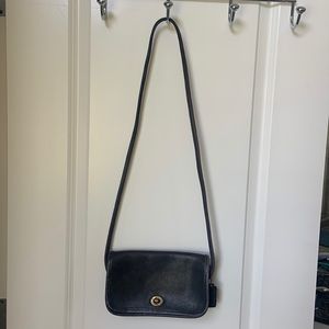 Coach Authentic Vintage Black Leather Crossbody Purse